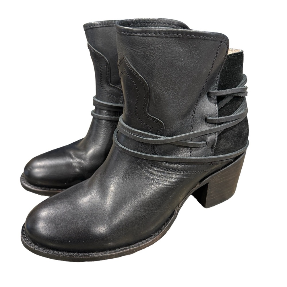 FREEBIRD by Steven Casey Black leather ankle booties boots in size 9.